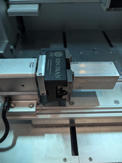 Carvera 4th Axis Vise