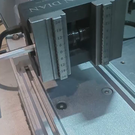 Carvera 4th Axis Vise